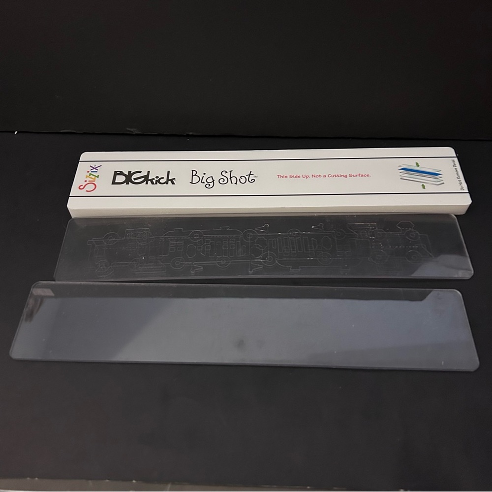 Sizzix Sizzlits Decorative Strip Cutting Pads & Platform